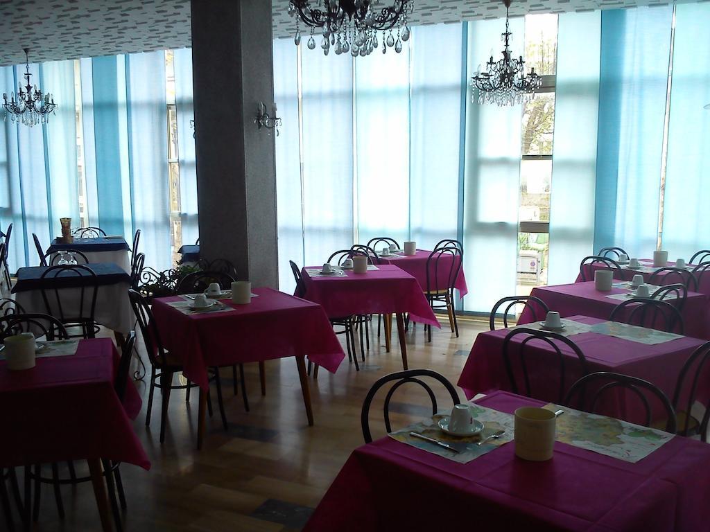 Hotel Darsena Cesenatico Zewnętrze zdjęcie