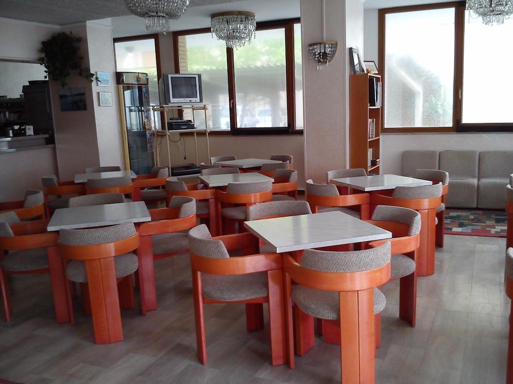 Hotel Darsena Cesenatico Zewnętrze zdjęcie